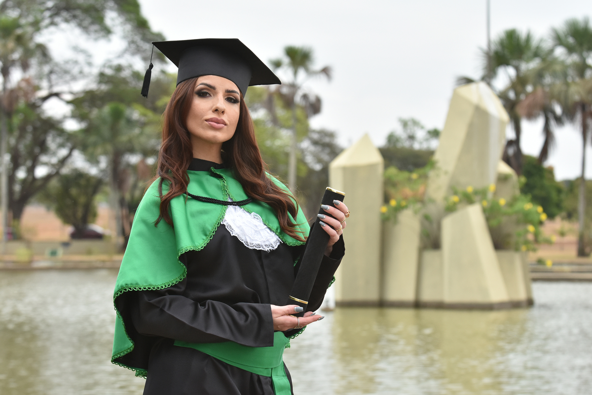 Ensaio fotográfico na praça dos cristais DF