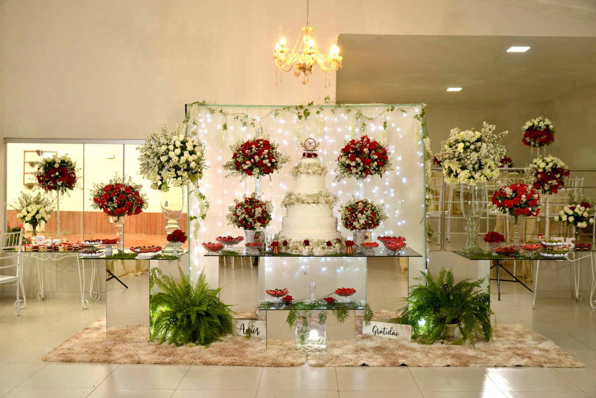 Mesa de Bolo no Espaço Jardins  