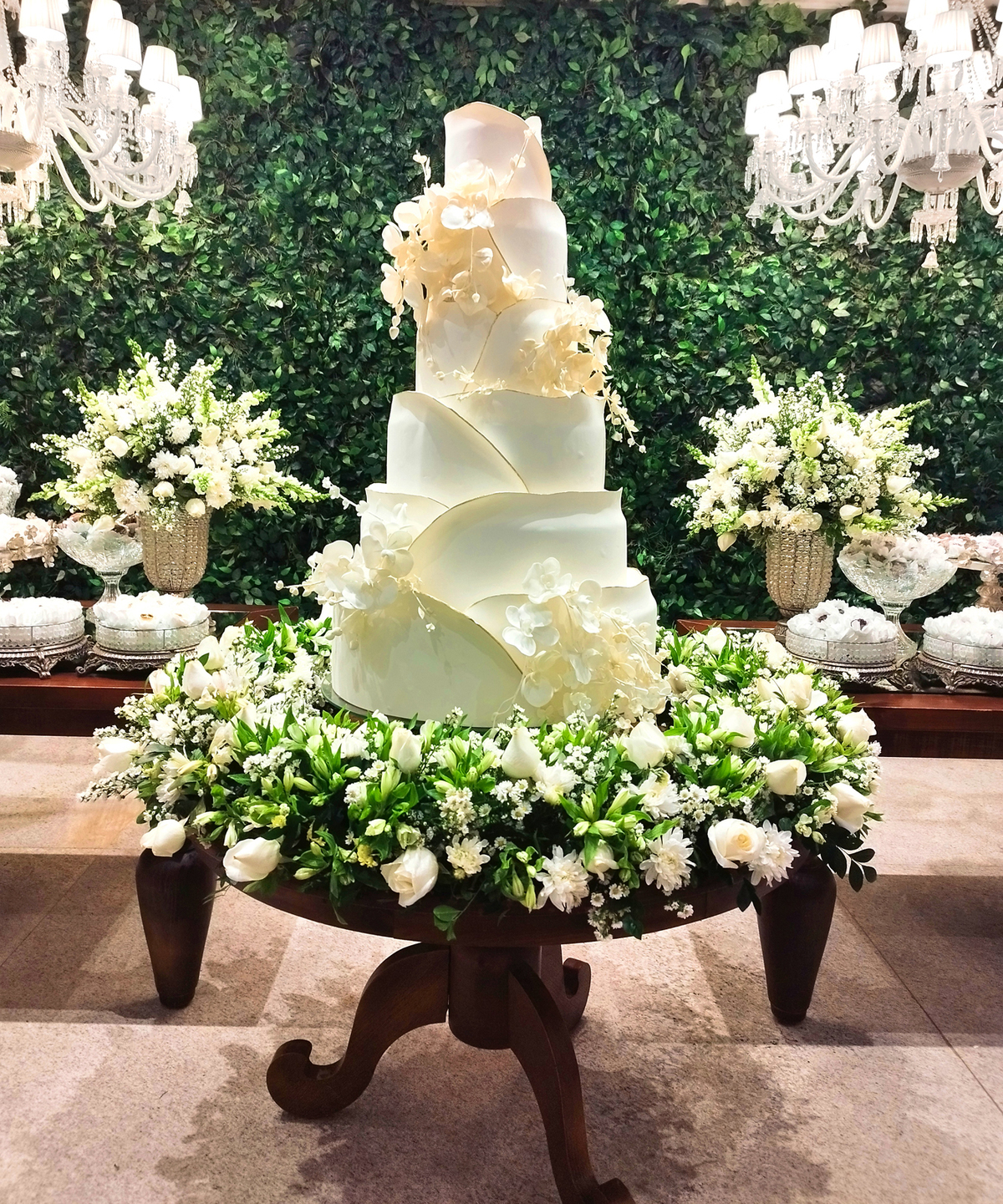 Mesa de Bolo No salão de Festas Varandas Parke