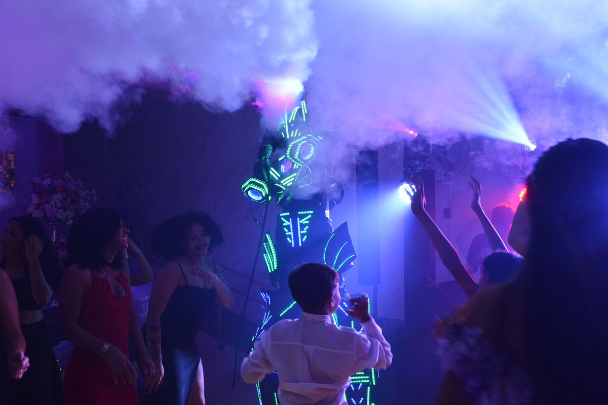 Animação de festas com Rpbô Mefatrom