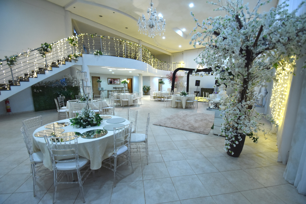 Decoração no salão de festas Parque dos Leões