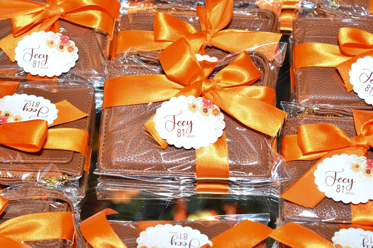 Lembrancinha de festa de 80 anos