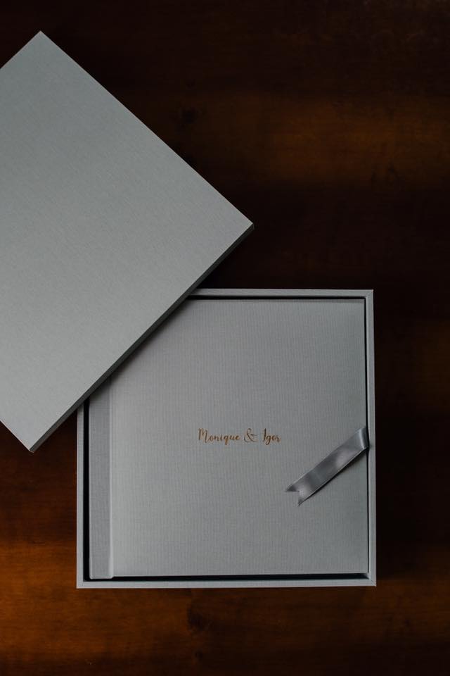 Álbum encadernado em tecido