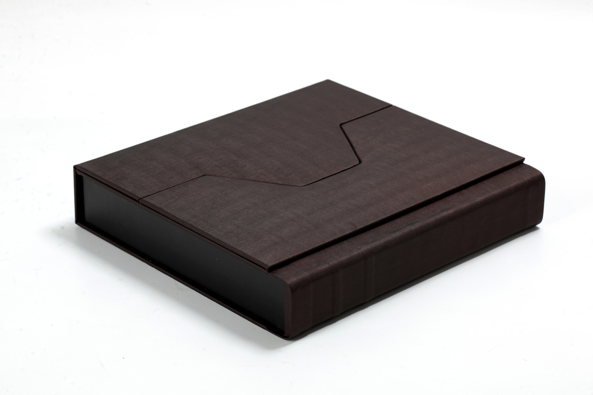 Álbum fotográfico encadernado modelo livro com capa imam