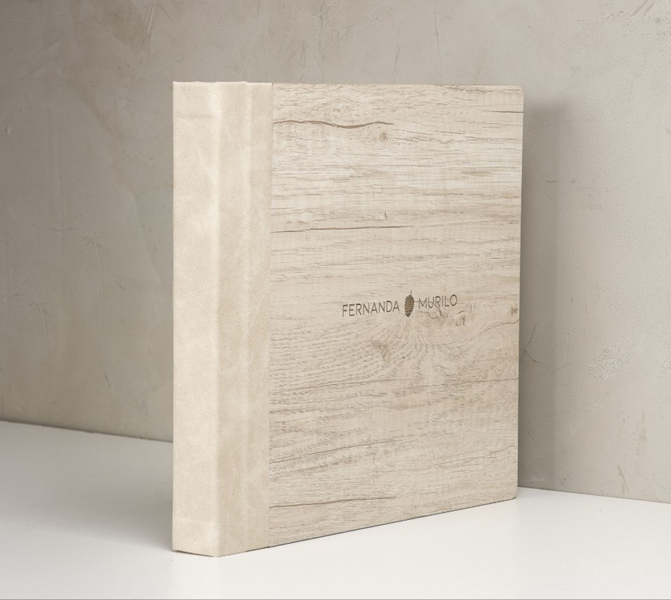 Album encadernado em madeira Branca