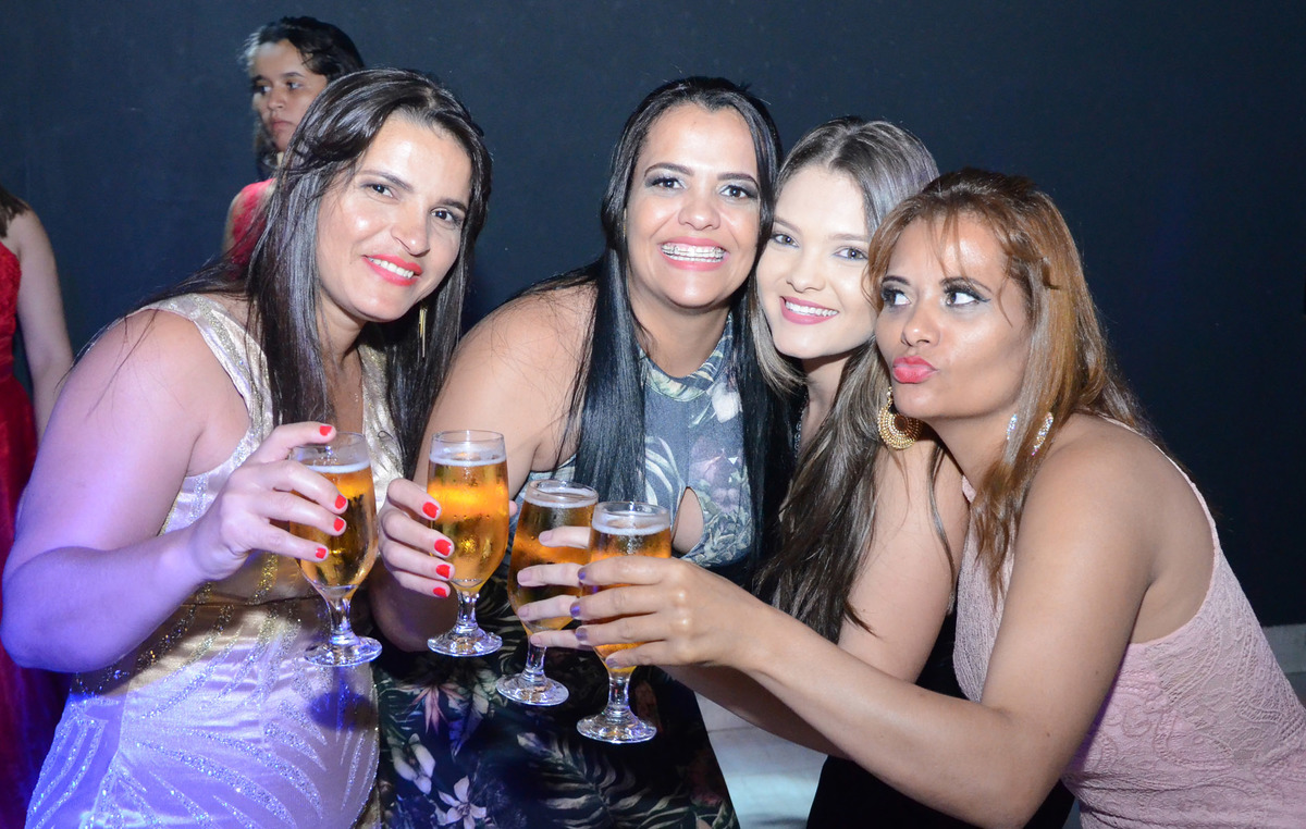 pista de dança no salão grtand real