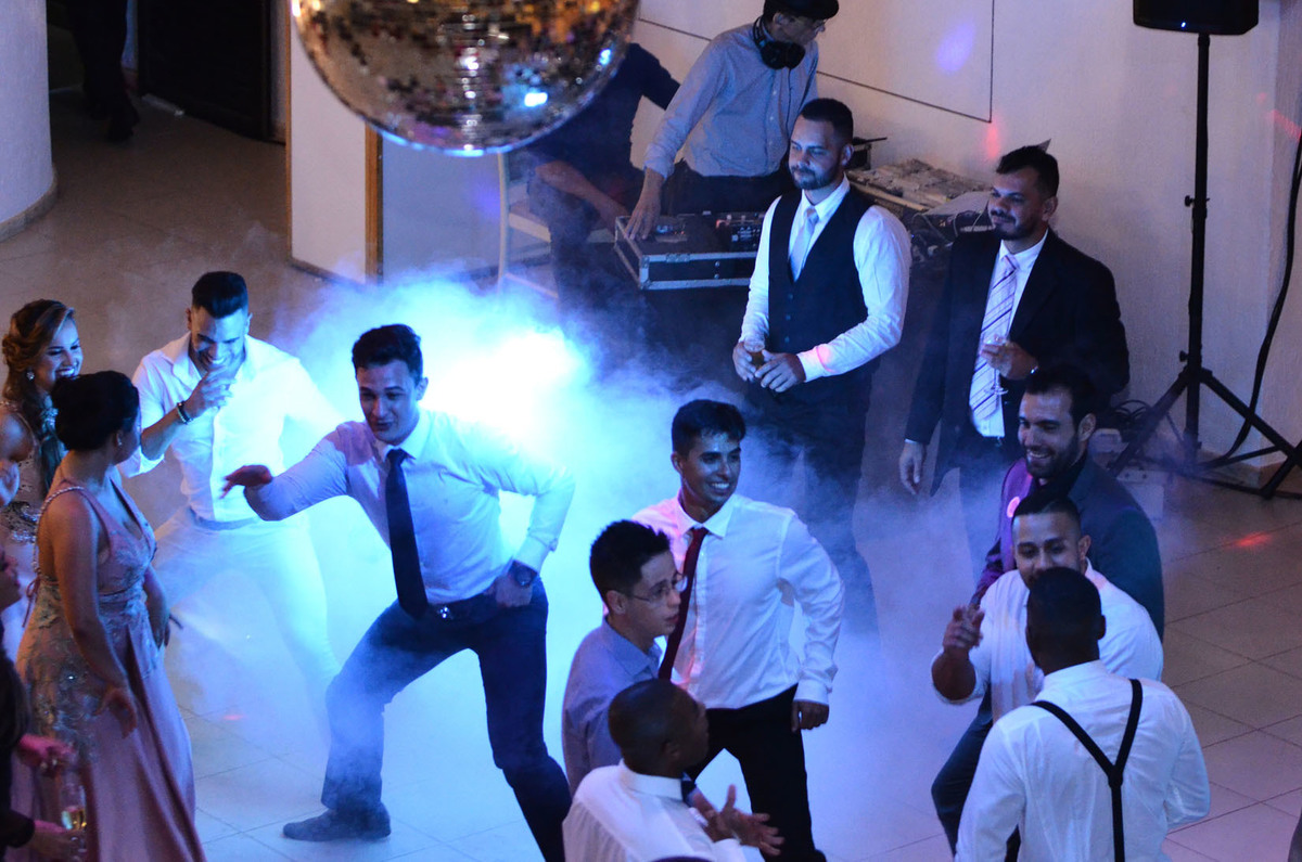 Recepção de casamento no salão de festas do porto vitoria DF