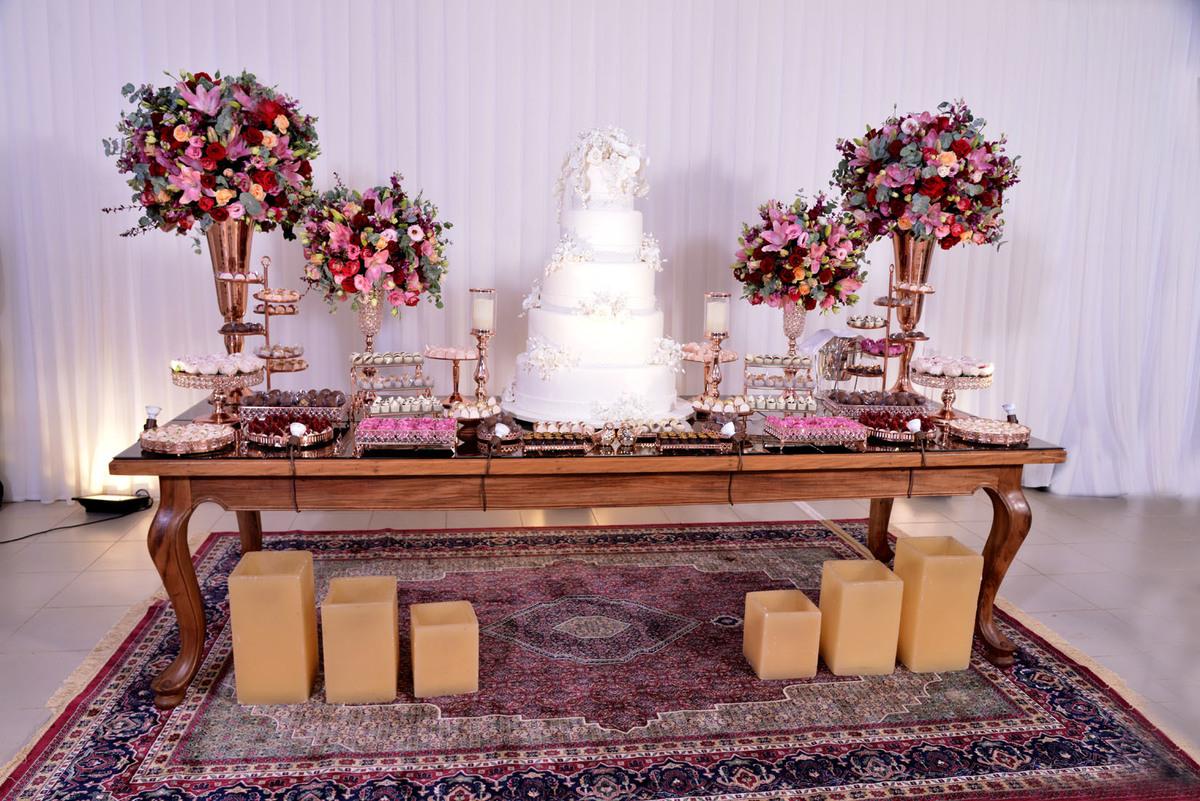 mesa de bolo- decoração de festa-