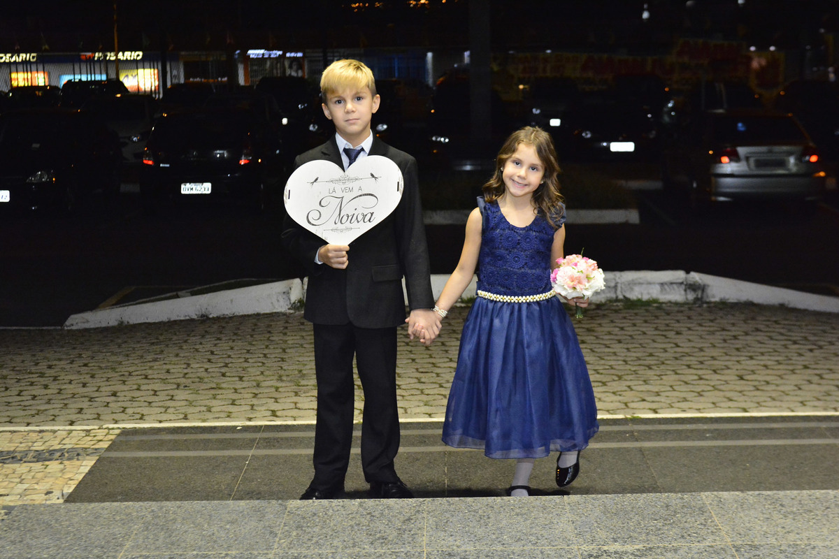 entrada de pajens na igreja