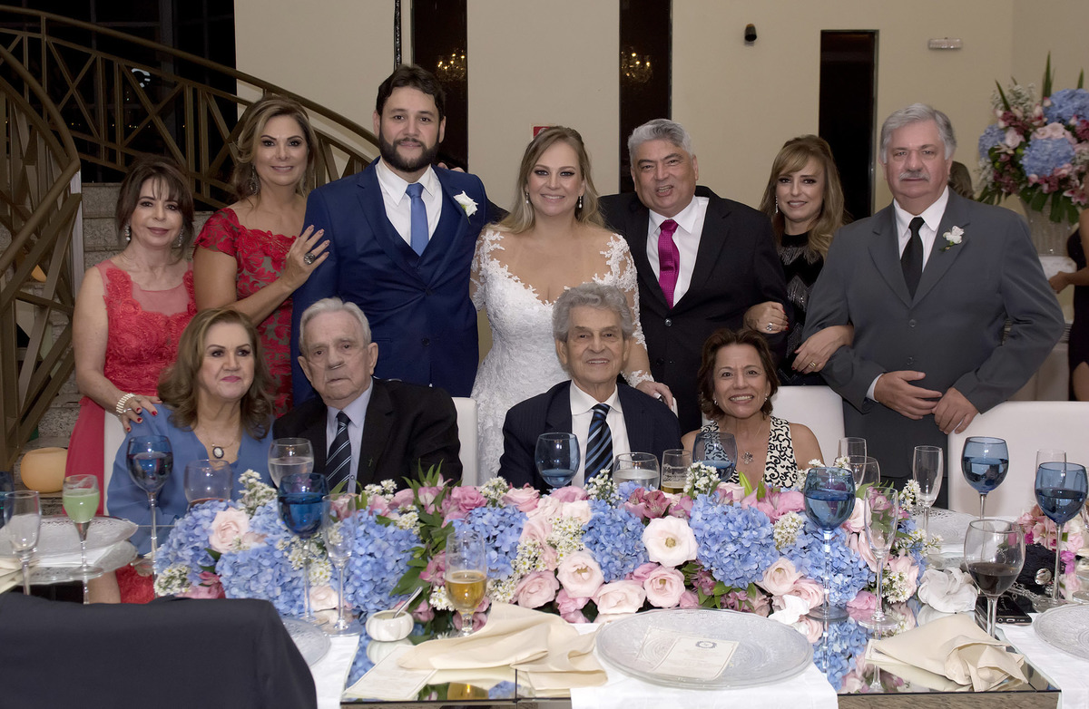 recepção de casamento no salão de festas Pathernom