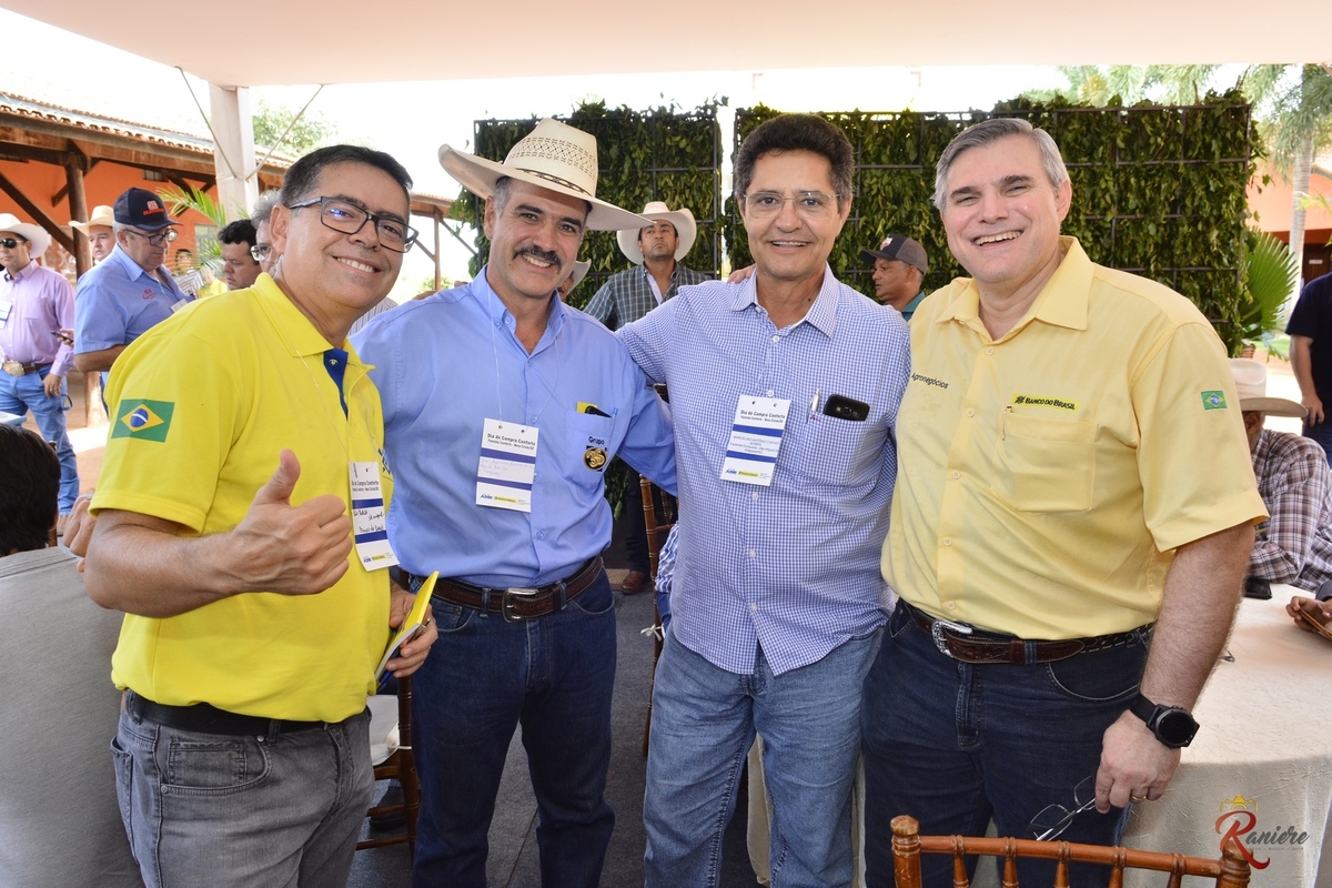 primeiro evento de agro negocios  na fazenda conforto Goias com parceria do banco do brasil e grupo Adir 