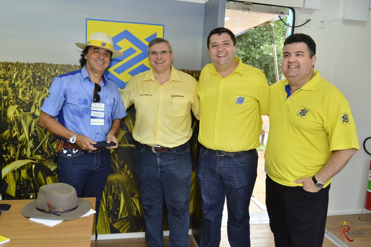 fazenda conforto goiais com o diretor do agro negócios Marco Túlio do banco do brasil