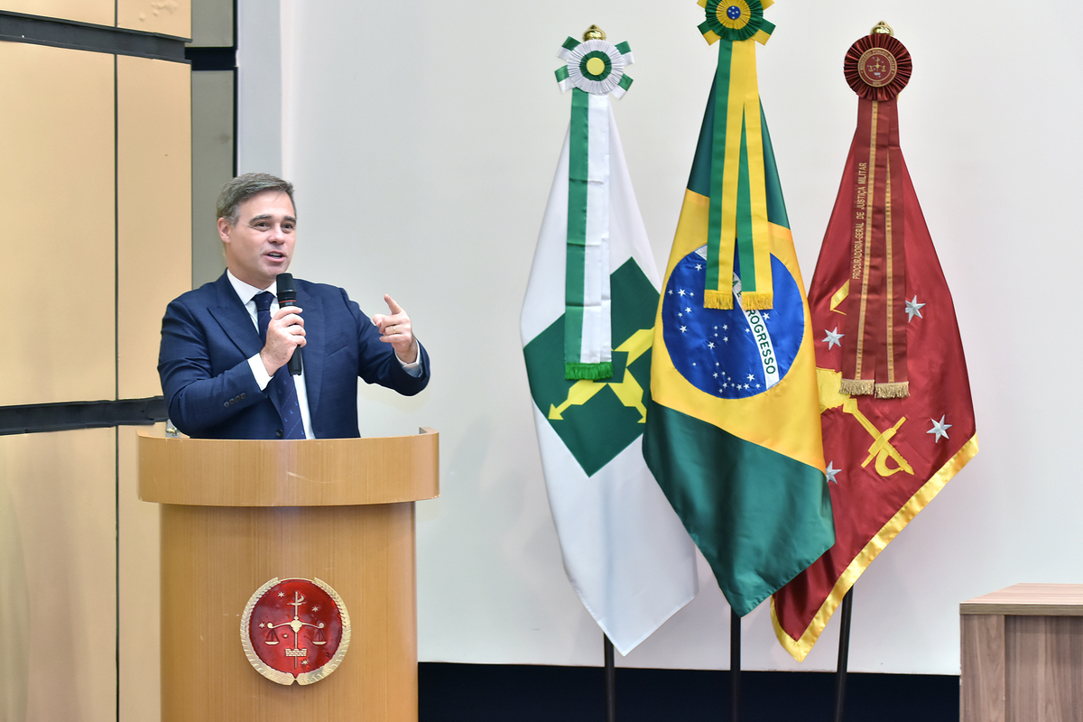 Ministro STF André Mendonça  No seminário da ABRAQJUC 2024