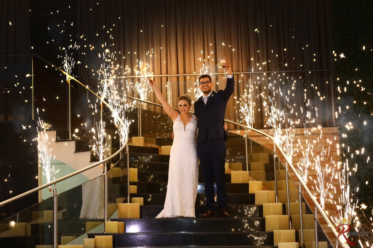 queima de fogos nas escaradas do espaço pheum