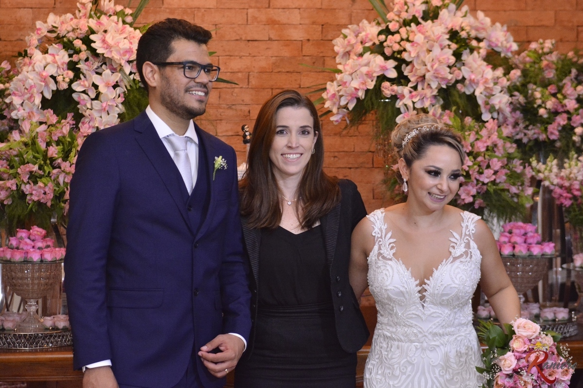 cerimonialista Karina Aguilar