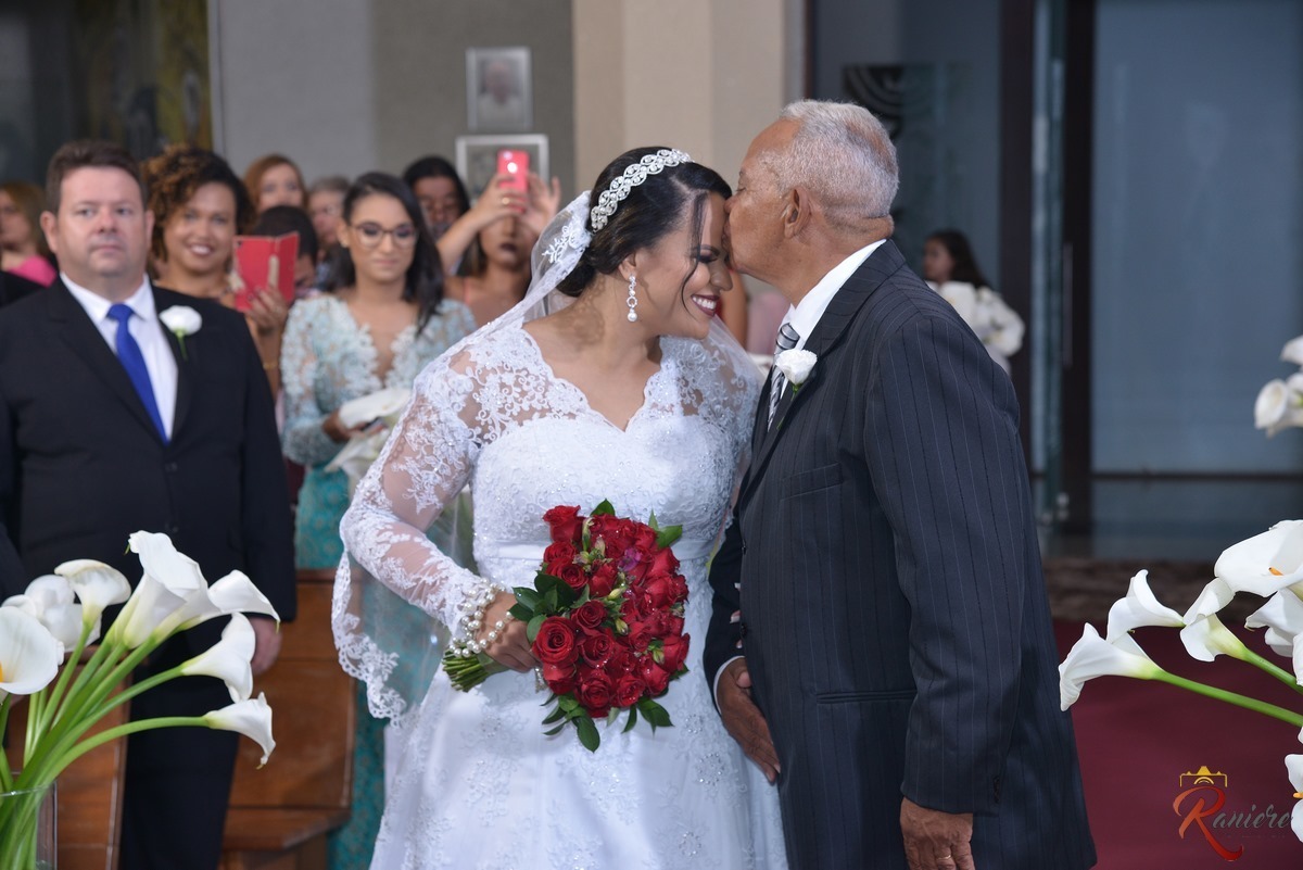 Celebração de casamento na Igreja nossa senhora do |Rosario