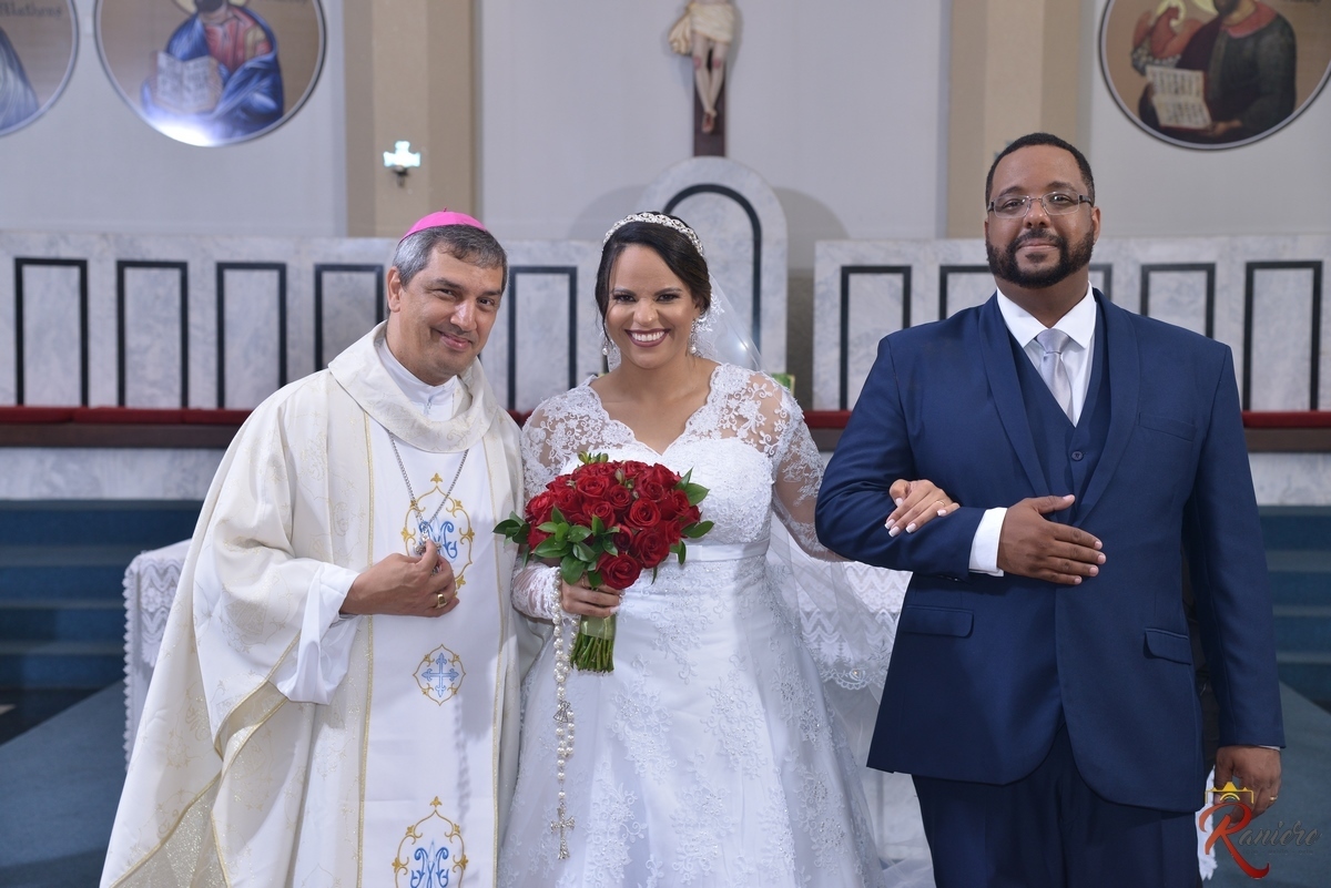 casamento realizado pelo bispo na igreja nossa senhora do rosário
