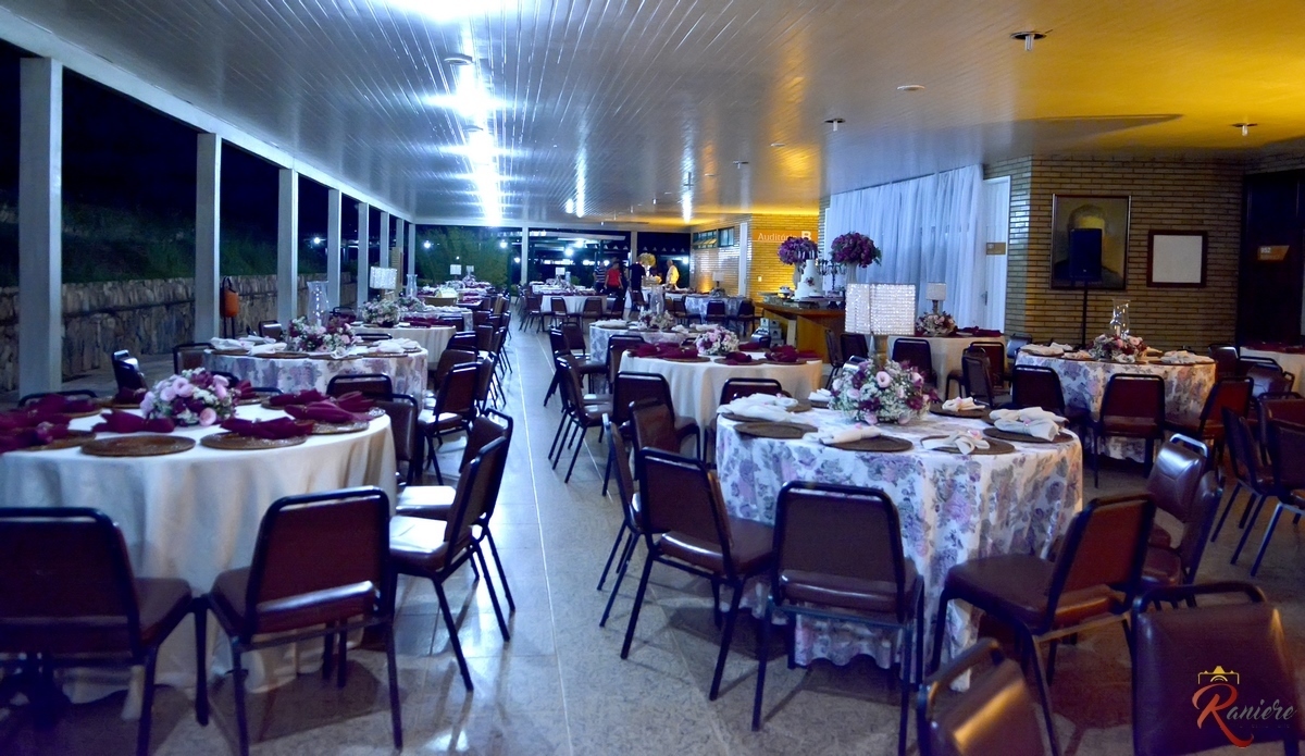 Salão de festas do instituto israel pinheiro 