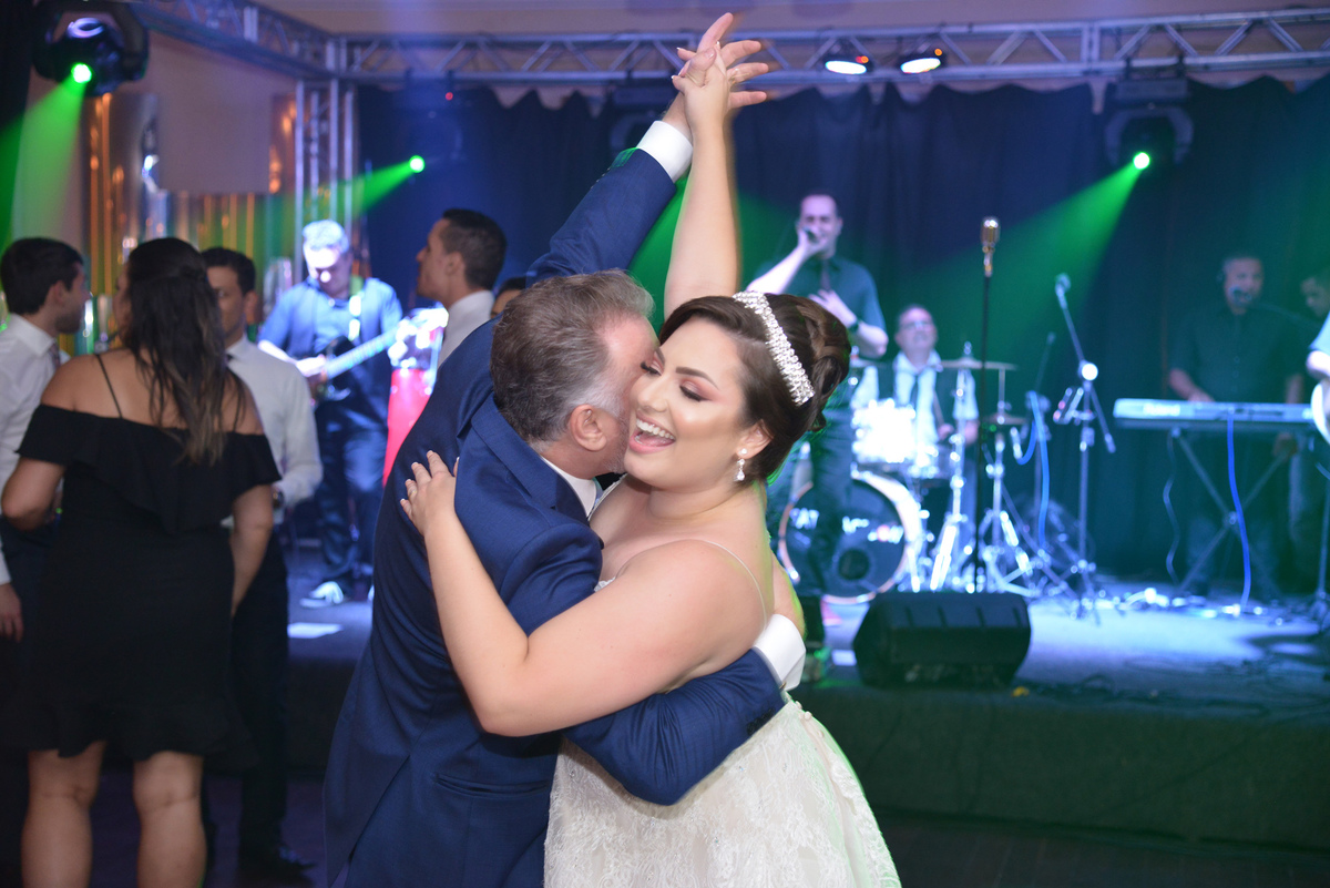 Banta satisfaction na recepção de casamento no salão nobre do clube do exercito DF