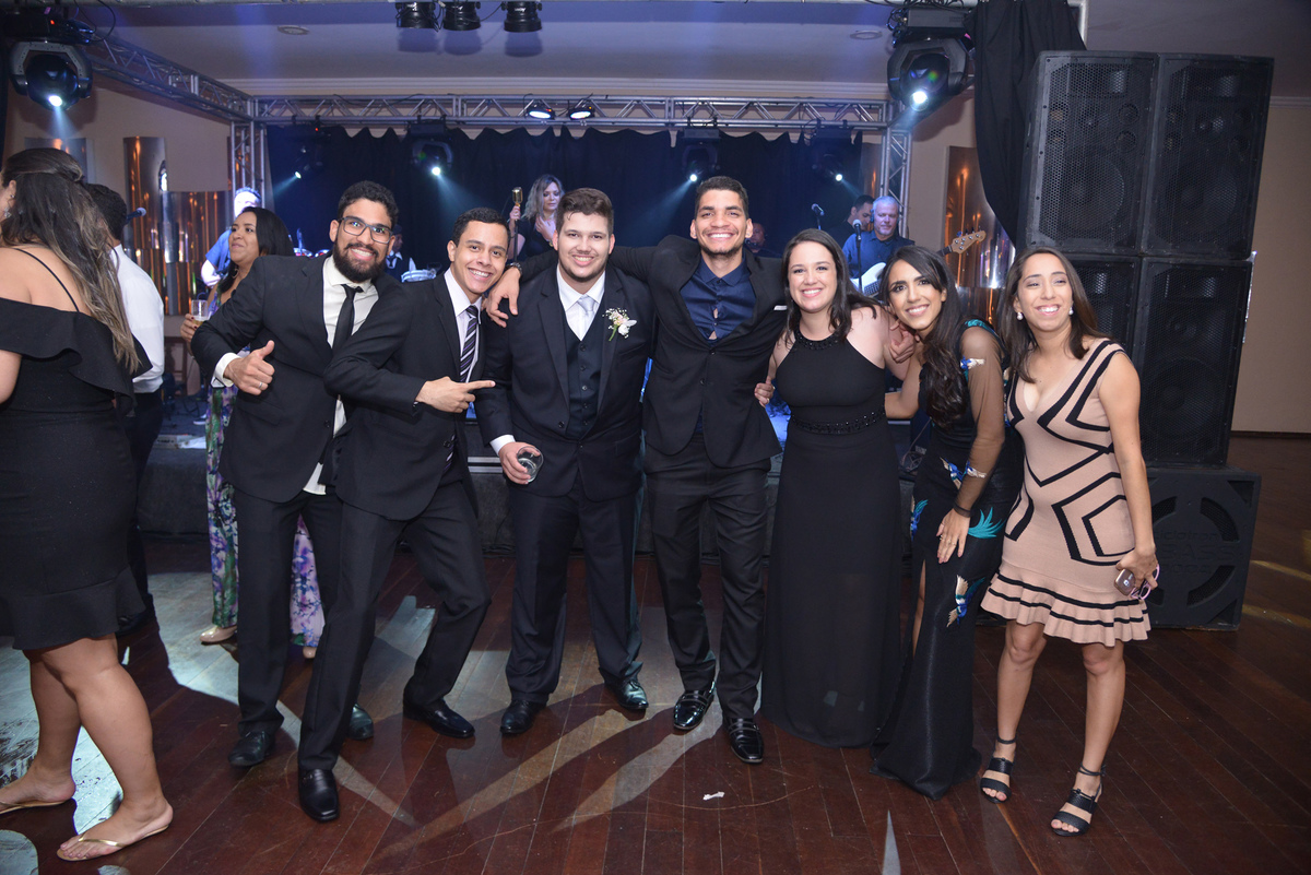 festa no salão nobre do clube do exercito DF