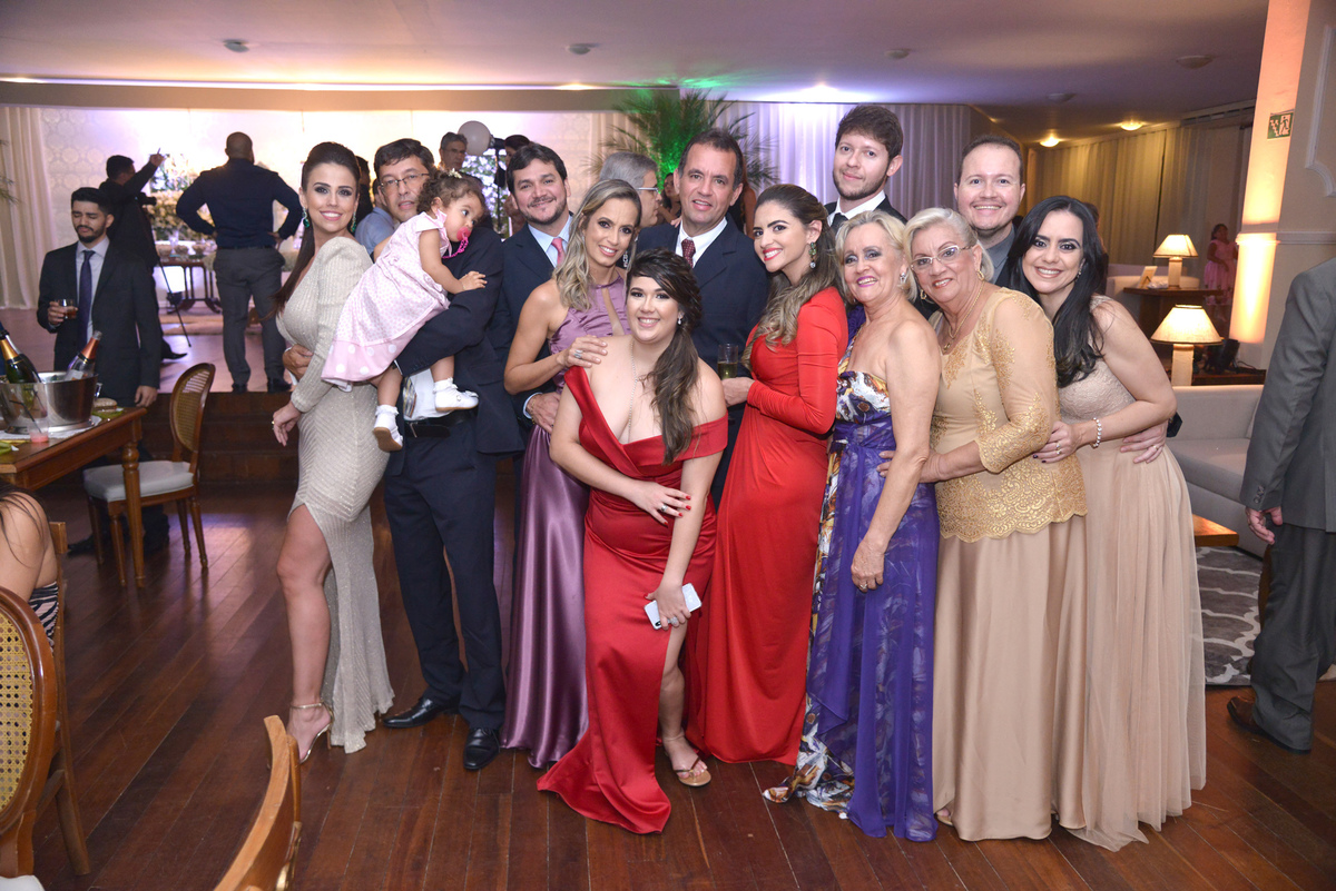 festa de casamento no salão nobre do clube do exercito DF