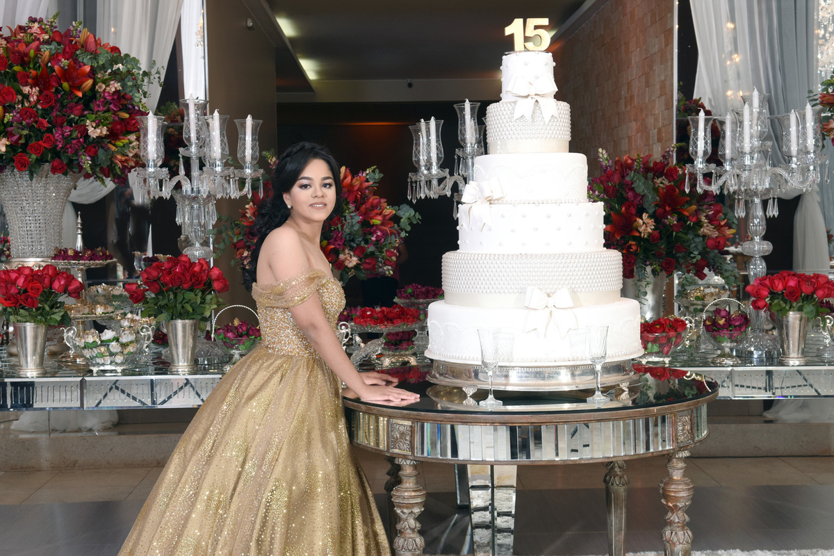 festa de 15 anos no salão de festas porto cristal