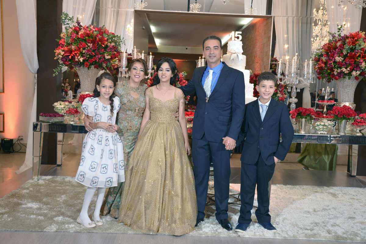 fotos de debutante -salão de festas porto cristal