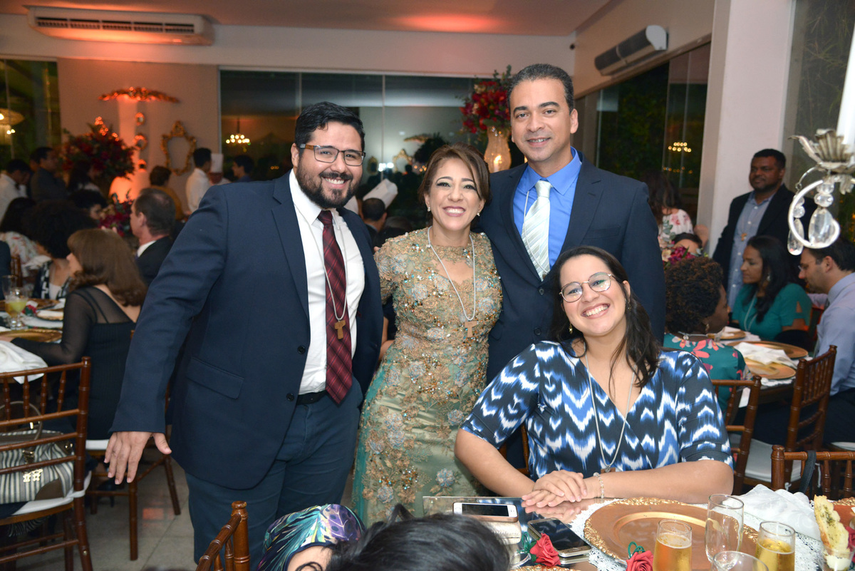 recepção de 15 anos no salão porto cristal