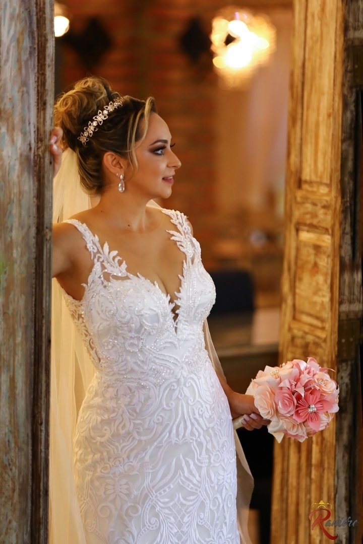 vestido de noiva-ensaio de noiva no salão de festa villa regia 