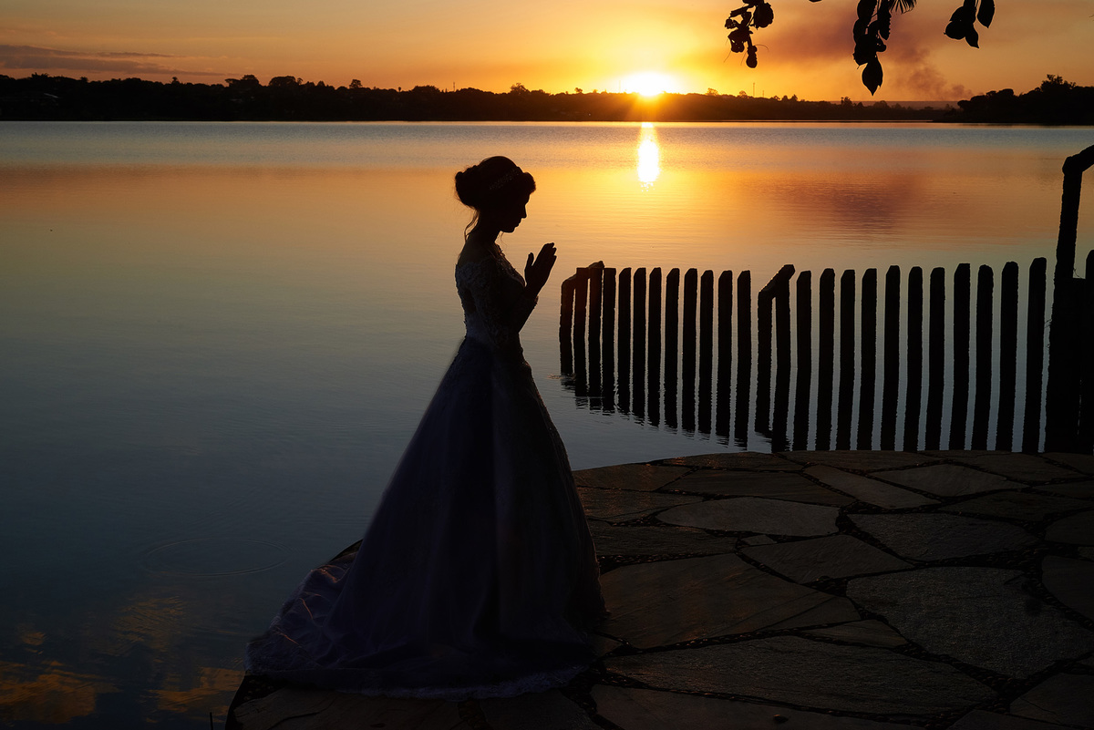 ensaio de noiva no por do sol