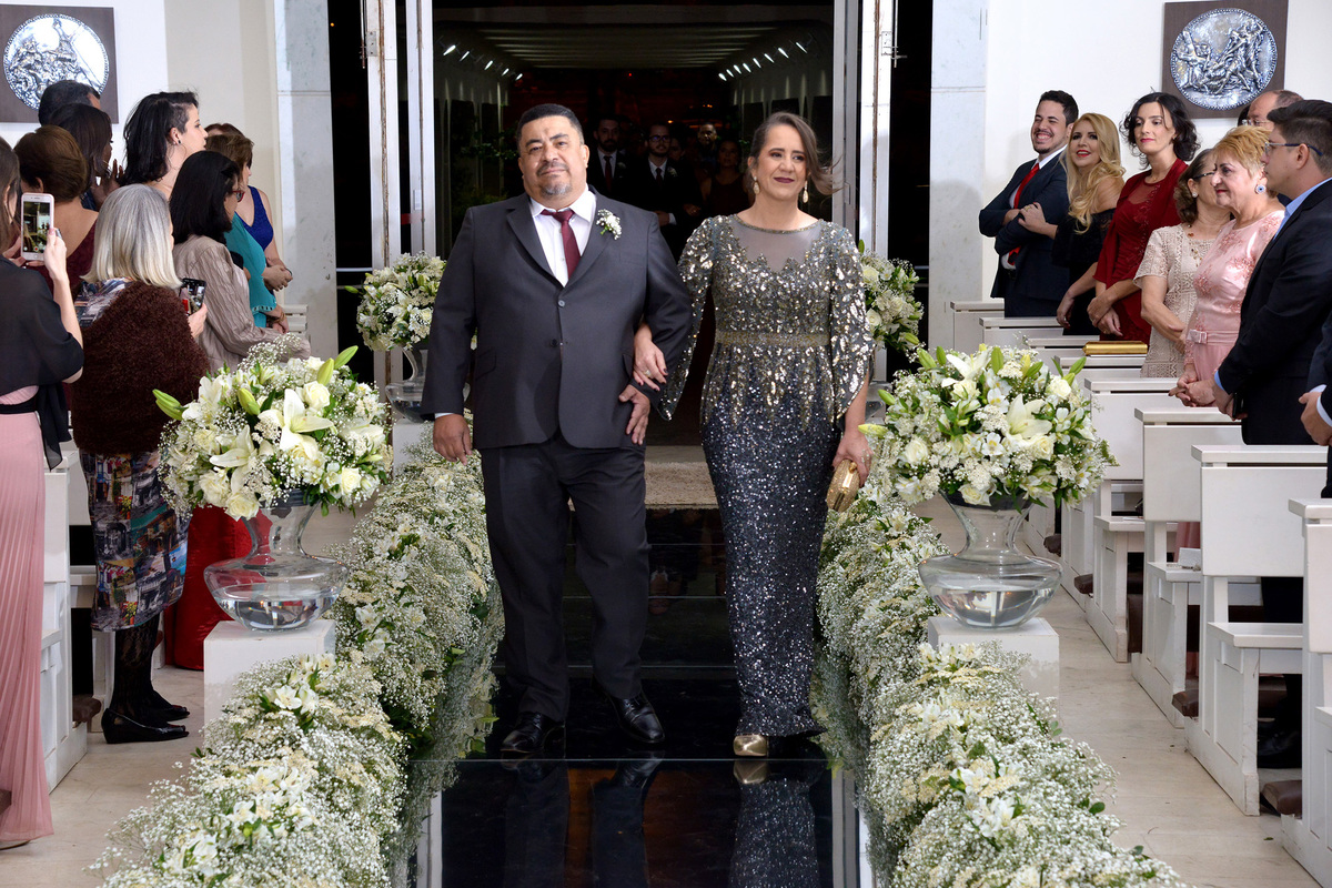 vestido de madrinha- casamento no oratorio do soldado DF