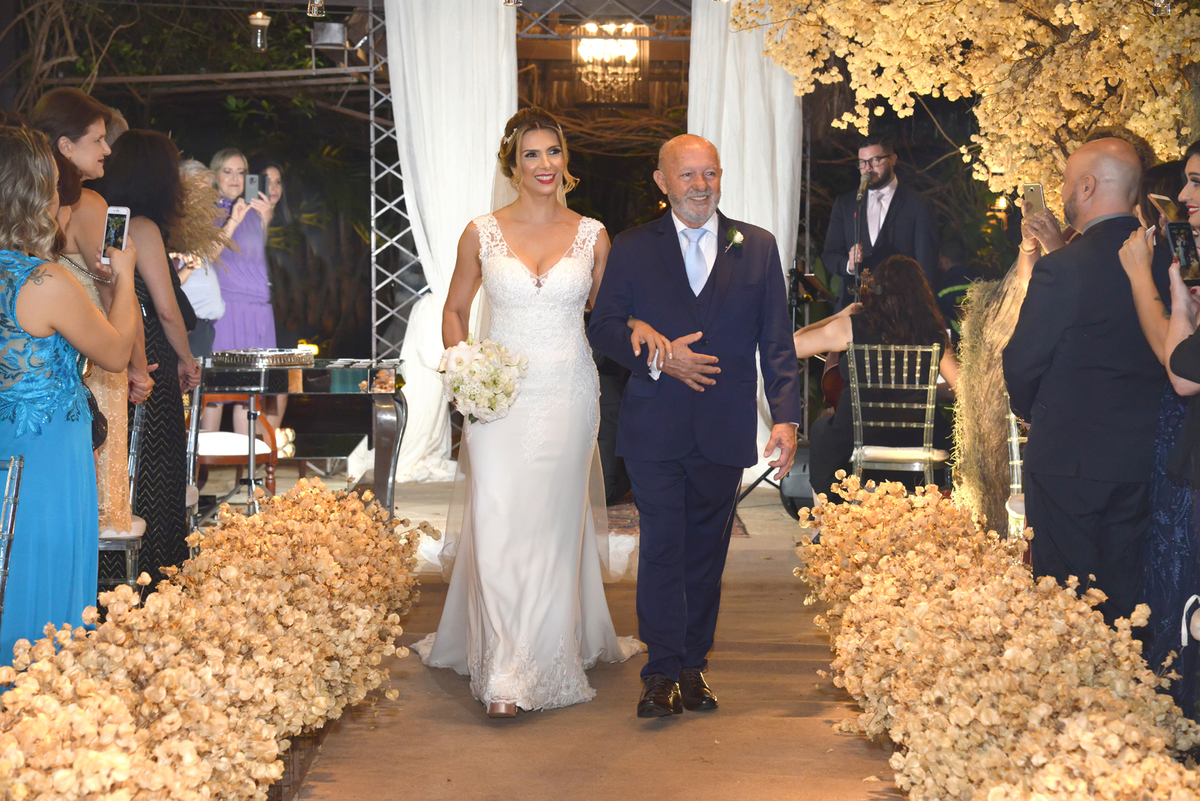 fotos de casamento no salão de festas patu anu