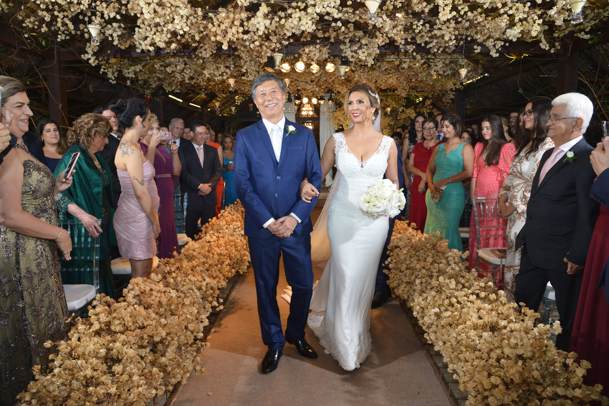 fotos de casamento no salão de festas Patu Anu