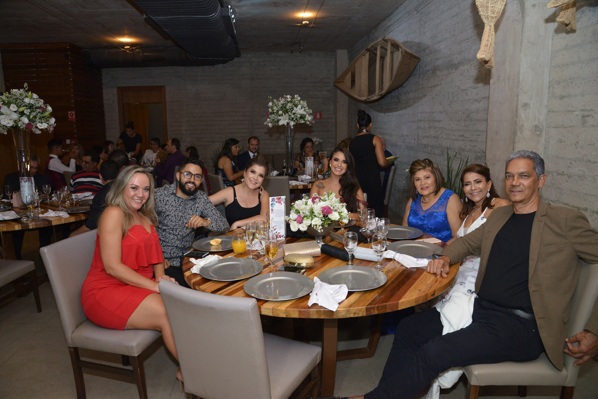 Festa de Casamento mini Wedding no Nau Frutos do Mar