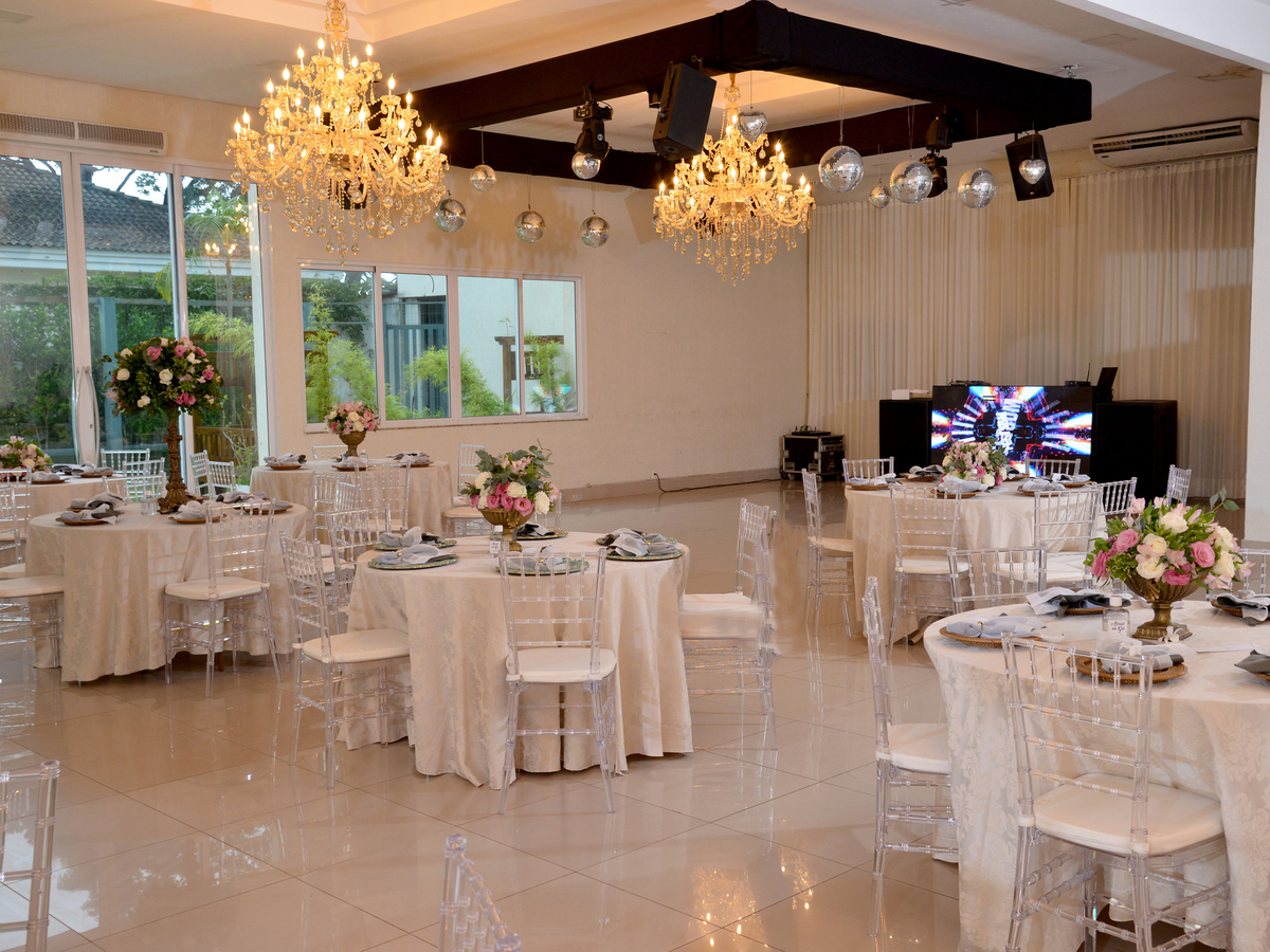 Decoração do espaço Imperador holl