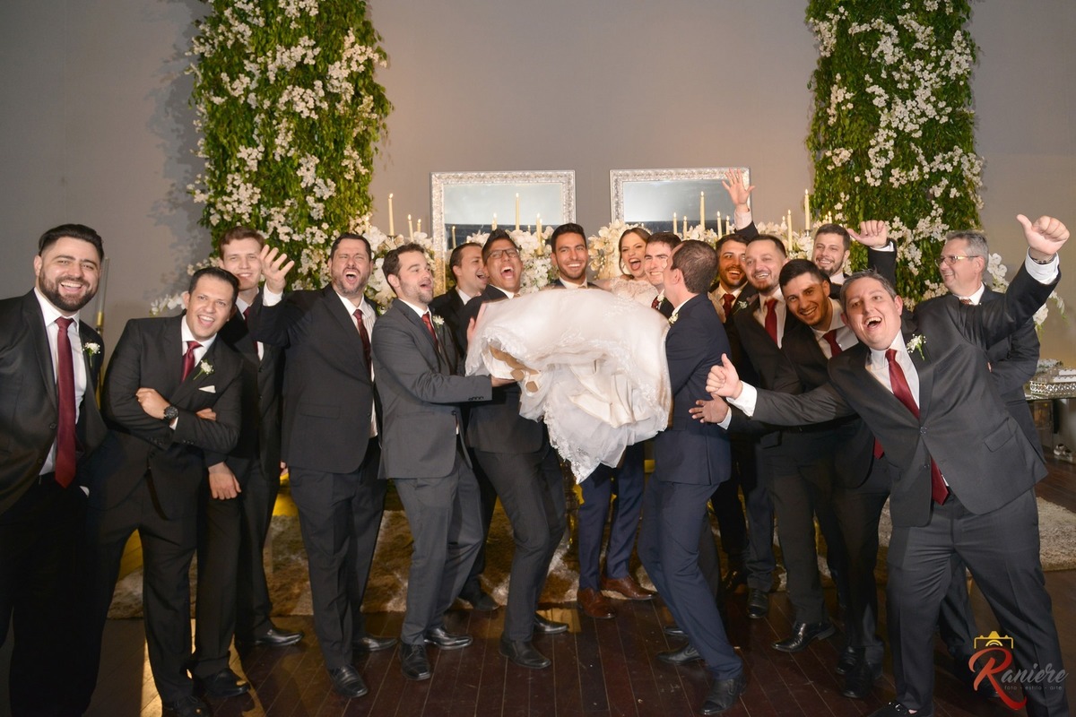 Festa de casamento no Espaço Friburgo AABB