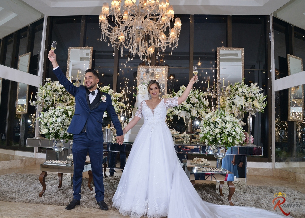 Casamento No espaço  de Festas Villa Real Eventos