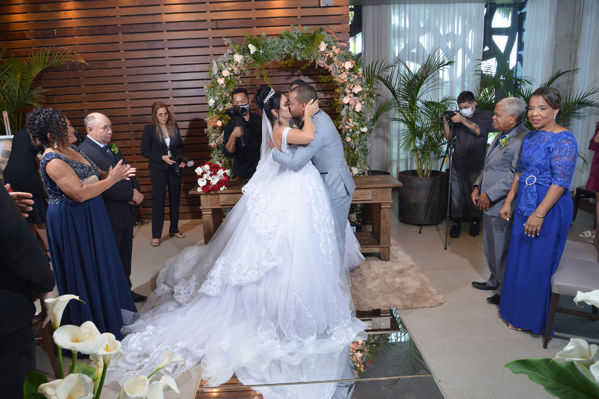 Fotografia de casamento no restaurante Nau Frutos do Mar
