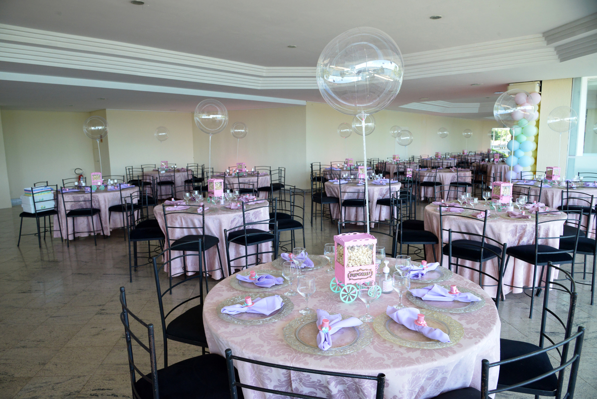 Clube do exercido salão do lago