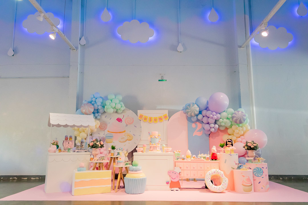 decoracao doceria da peppa maringa. Buffet Fabula 