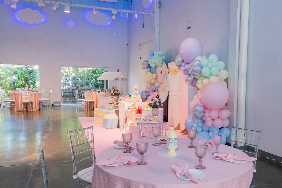 FÁBULA | Buffet Infantil
festa decoracao doceria da peppa da Decor Brululu no Buffet Infantil Fabula em Maringa