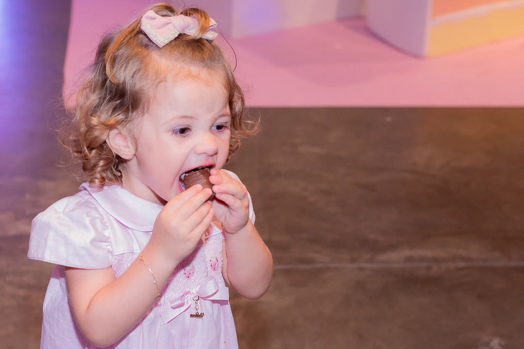 FOTOGRAFIA ESPONTÂNEA DE ANIVERSARIO INFANTIL