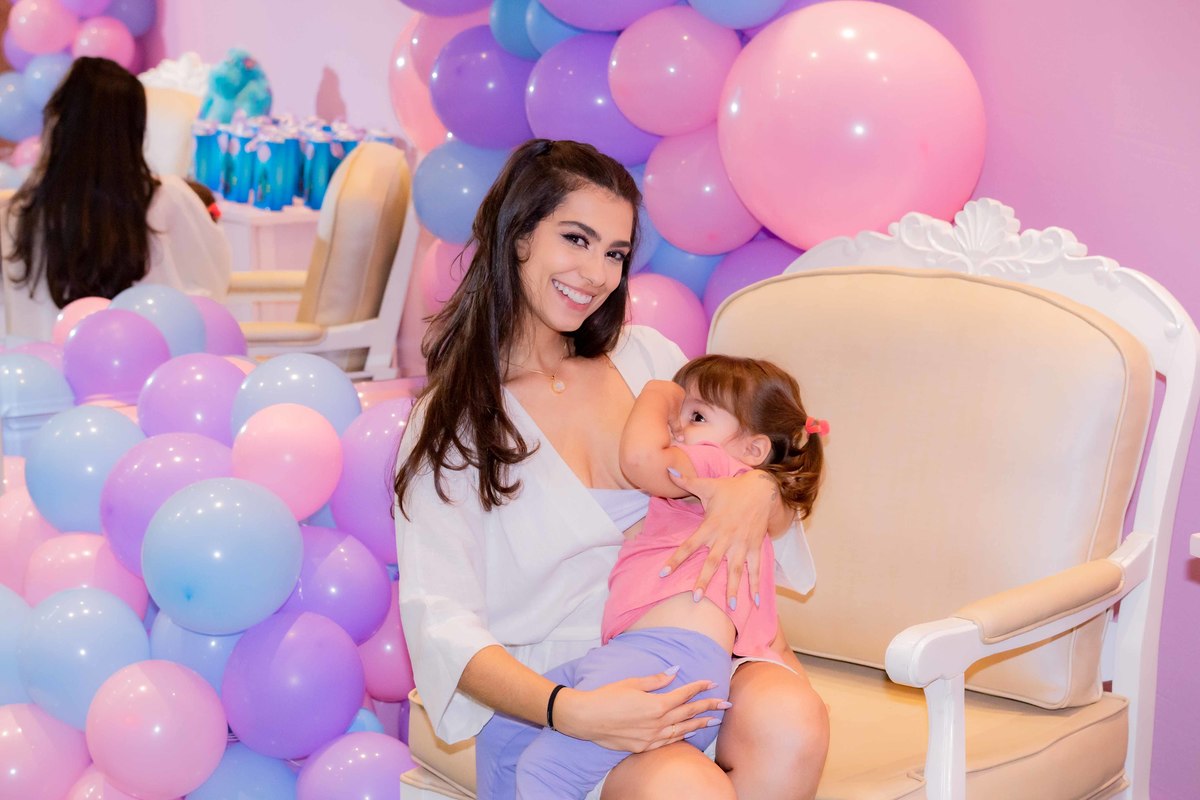 Foto de aniversariante com a mamae