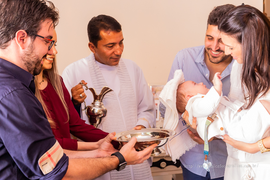 Batizado em casa do Miguel em Maringa fotografado por Babicz Fotografias