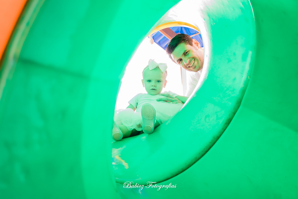 Foto da Alice no ensaio pre-aniversário no buracão em Maringá