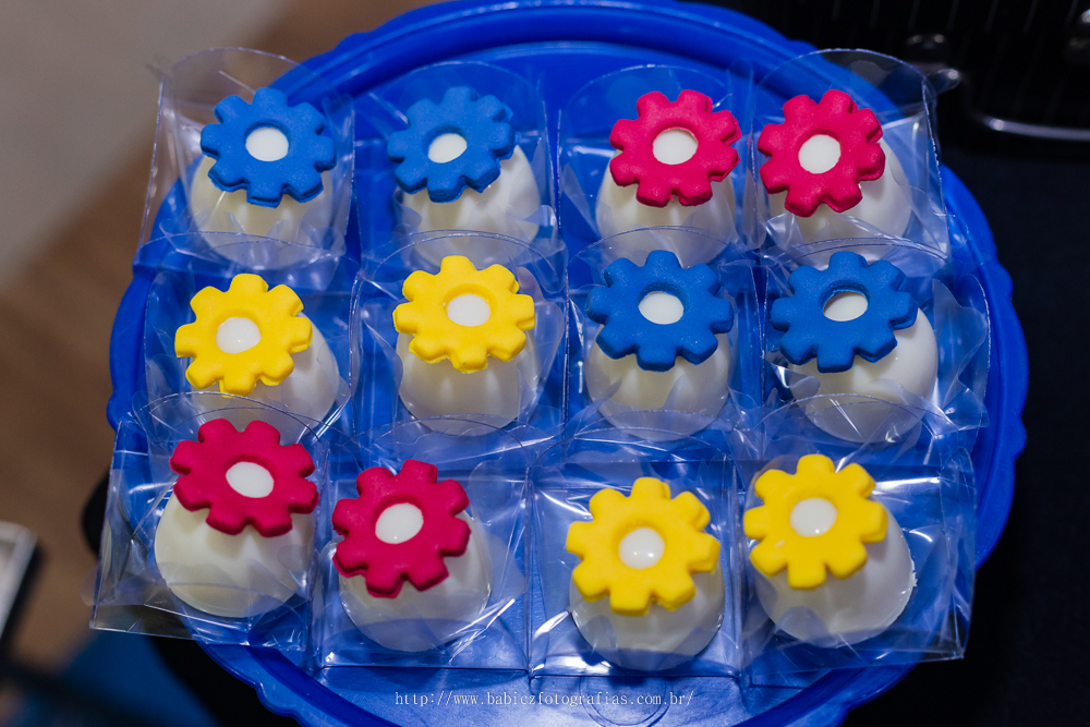 foto doces personalizados transformes para festa infantil