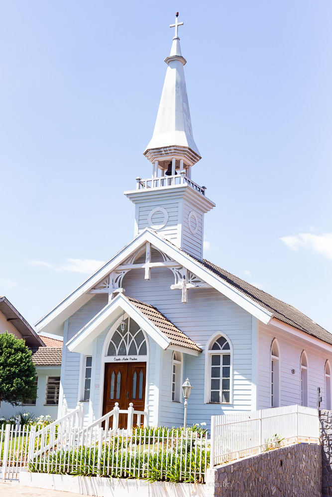 Foto da frente da Capela MADRE PAULINA MARINGA