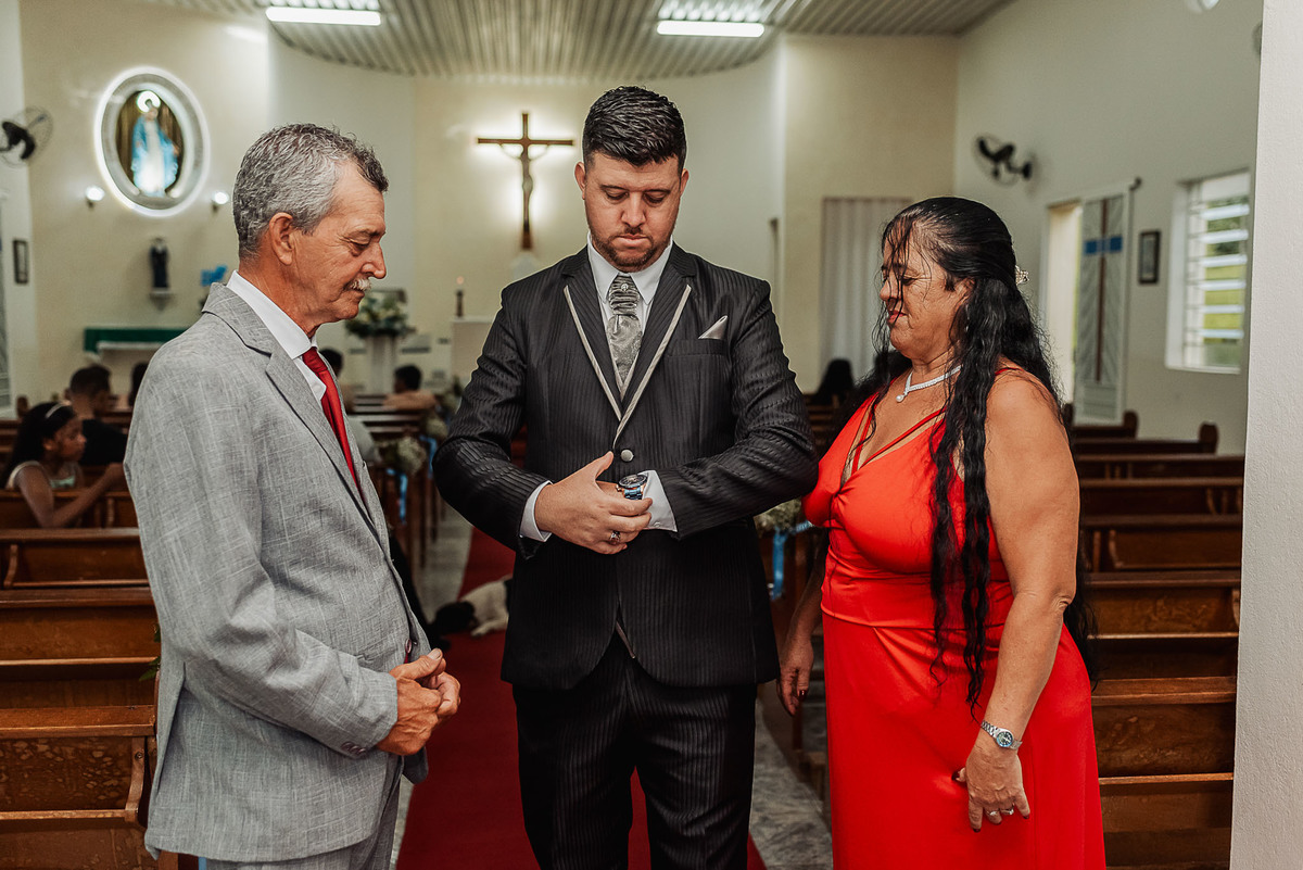 Zemar Fotografia, Casamento à noite, Casamento Católico, Casamento Relgioso, Casamento, Igreja Matirz Nossa Senhora das Graças Guaratinguetá-SP, Matrimônio, Noivo com os pais