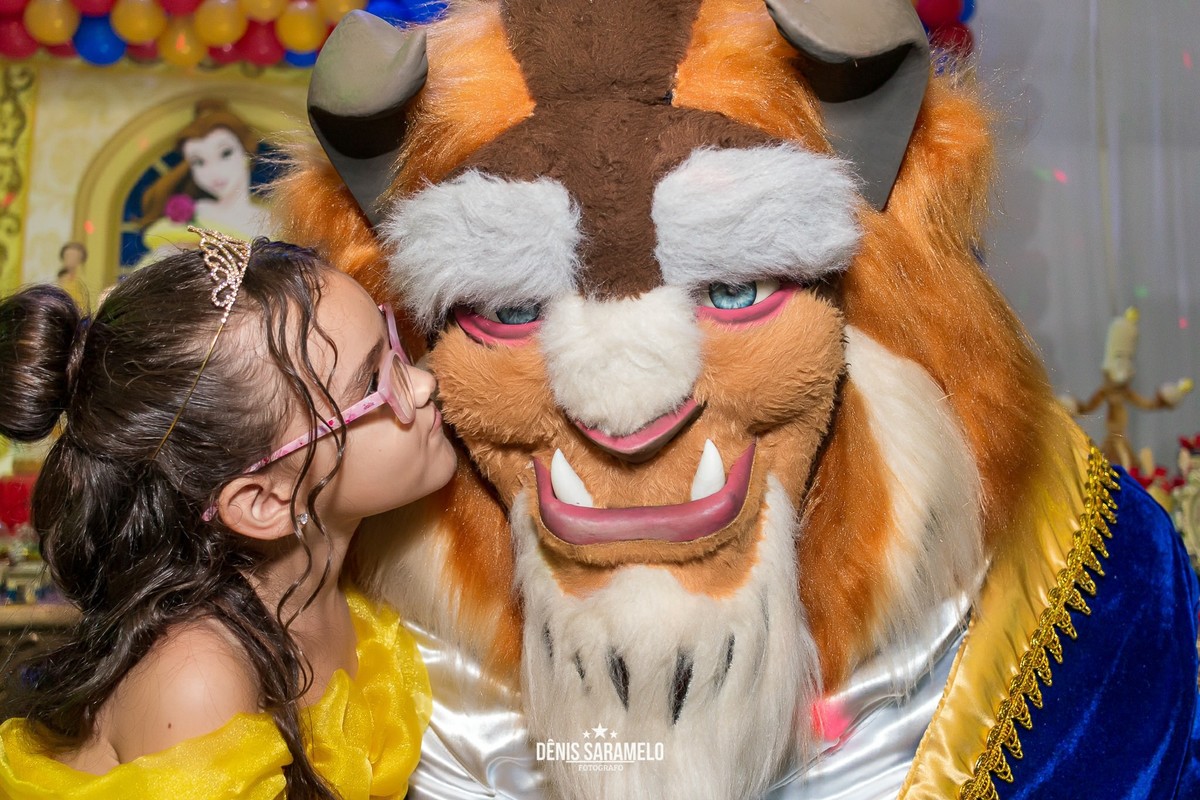 Dênis Saramelo Aniversario de Criança Buffet Infantil Allana - 6 Anos
