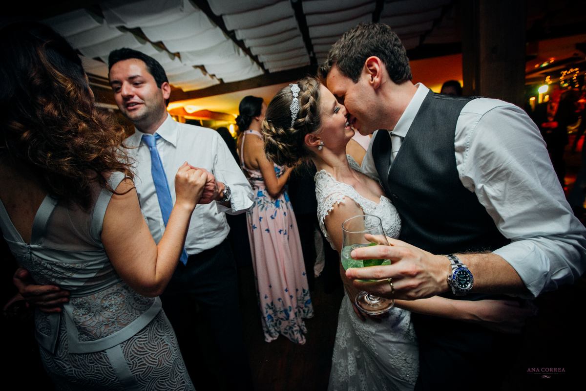 Destination Wedding Photographer, ana correa, fotografia de casamento florianpolis, fotos de casamento floripa, casamento santo antonio de lisboa, fotos de casamento de dia